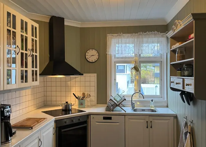 I Med Parkering-naer Sentrum ,4 Soverom Apartament Stavanger